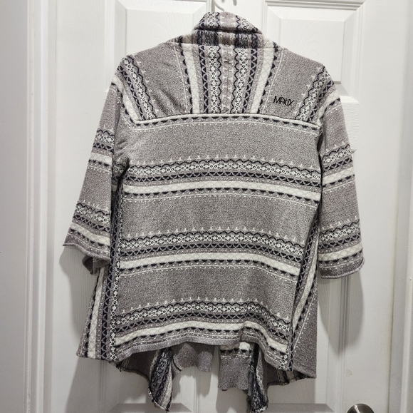 Navaho Matix Drape Sweater - Picture 3 of 3